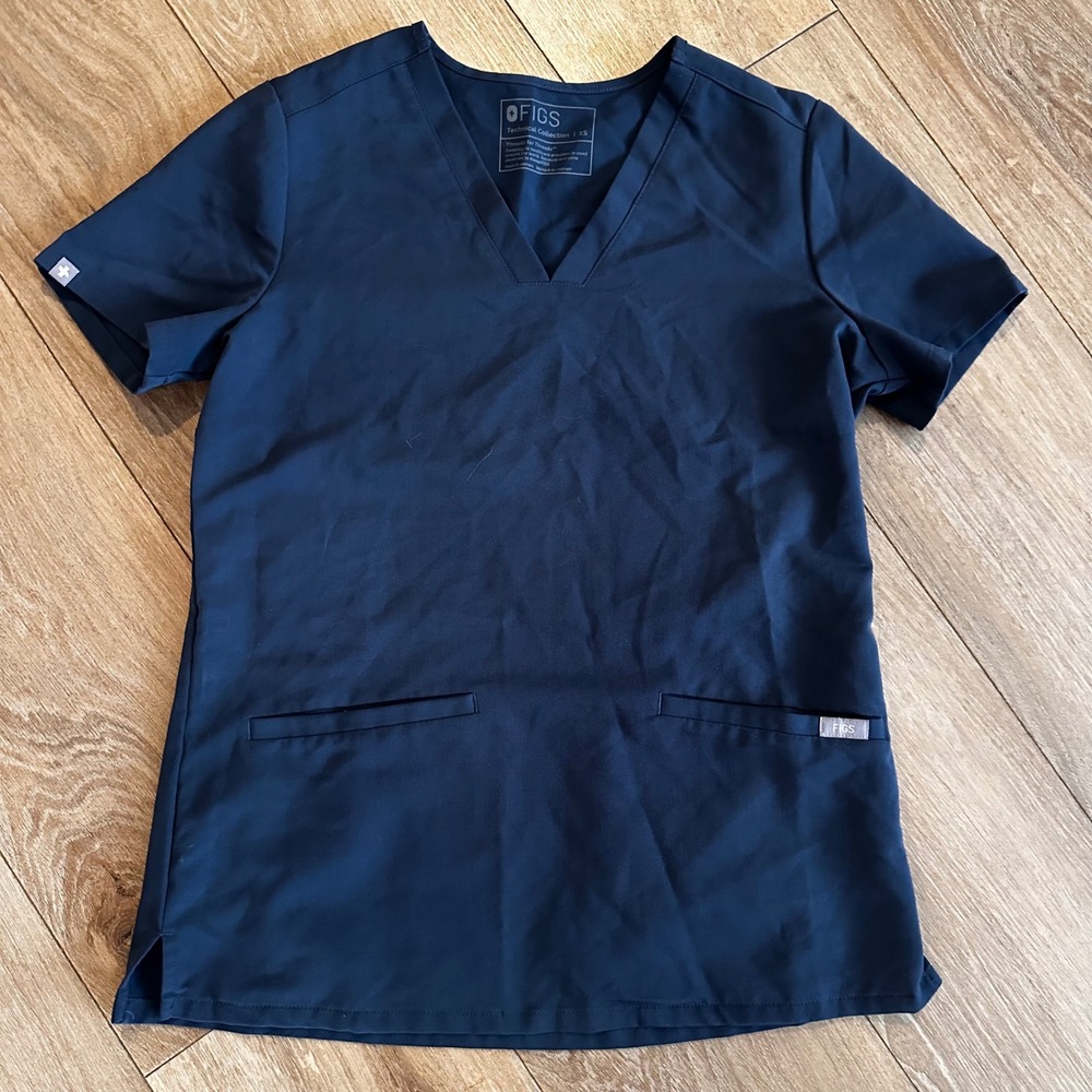 FIGS Technical Collection Scrub Top Navy Blue V-Neck Short Sleeve Womens XS